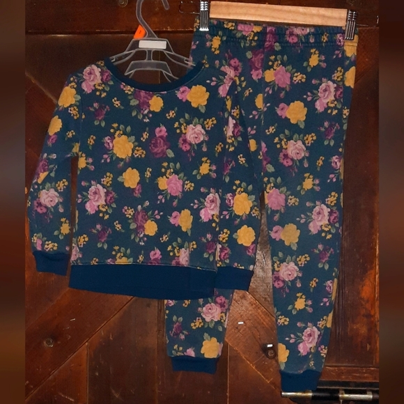 🍀3/15 Floral Garanimals Sweatpant Set🌸 - Picture 2 of 7